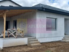 Sabareni, casa noua parter 137 mp, curte 400 mp